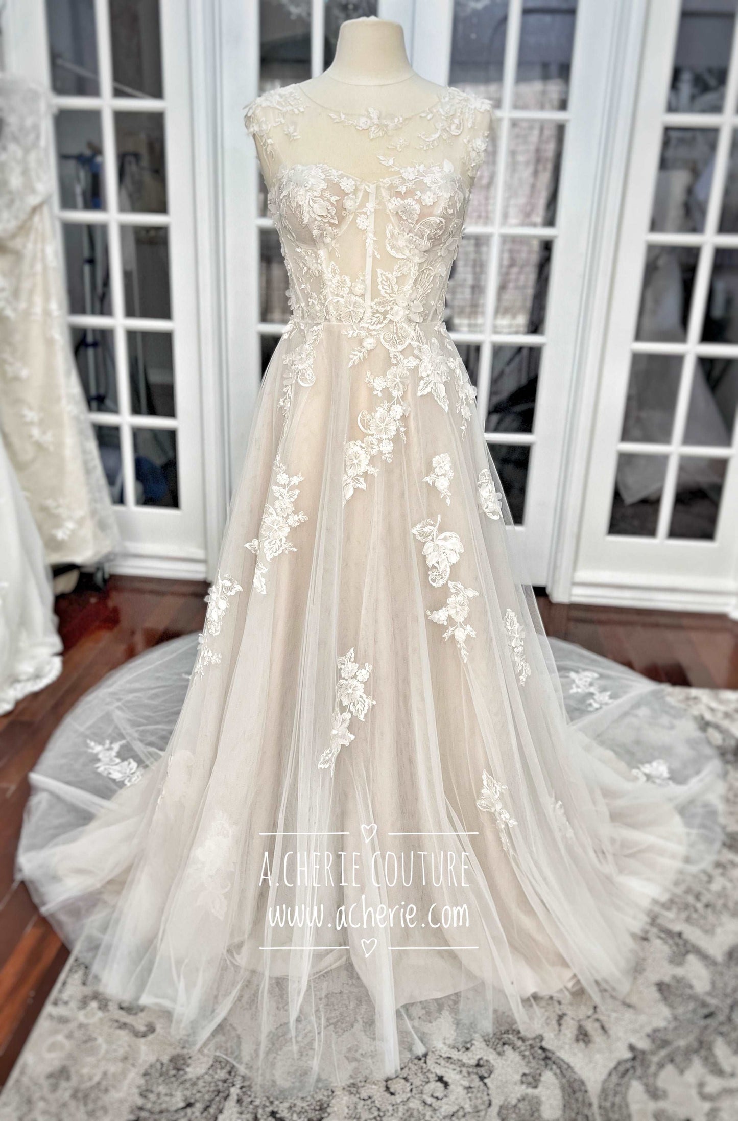 Illusion Neckline 3D Floral Lace A-Line Wedding Dress Faye with Keyhole Back