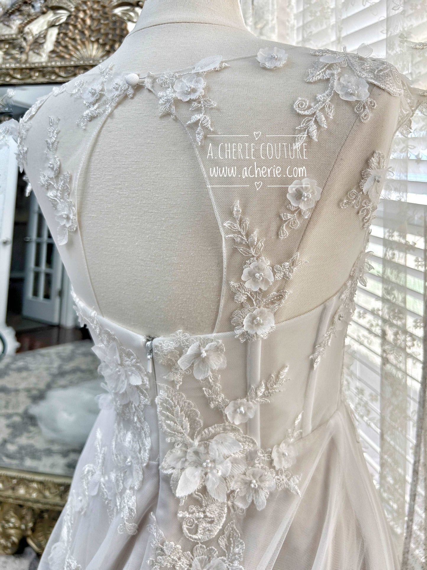 Illusion Neckline 3D Floral Lace A-Line Wedding Dress Faye with Keyhole Back