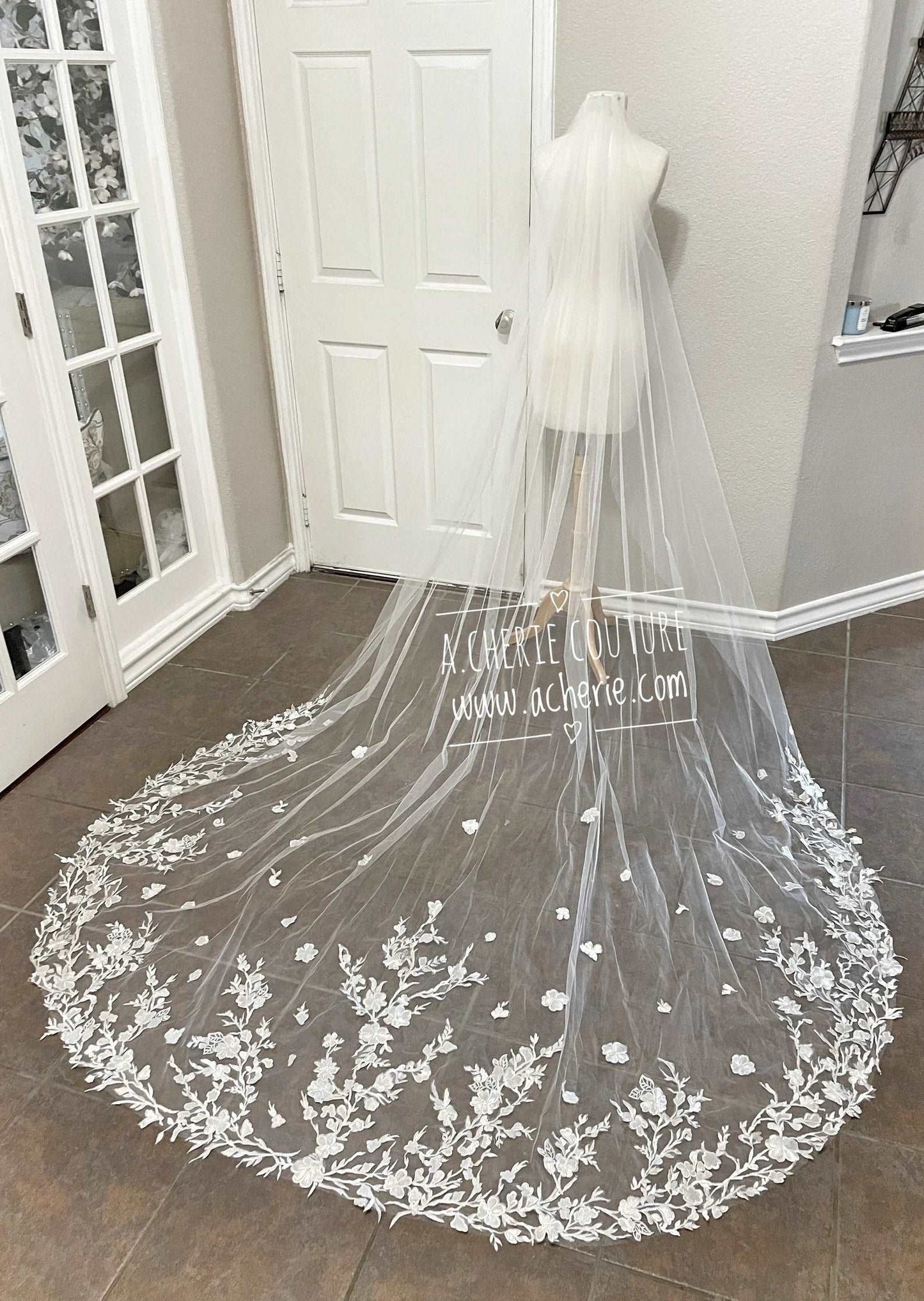 Floral & Leaf Lace Chapel Veil - A.Cherie Couture Shop