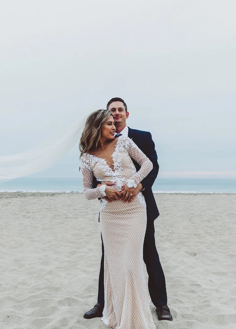 fully beaded wedding dress Elegant Illusion neck Ball Gown Wedding Dress With Fully Beaded Top
