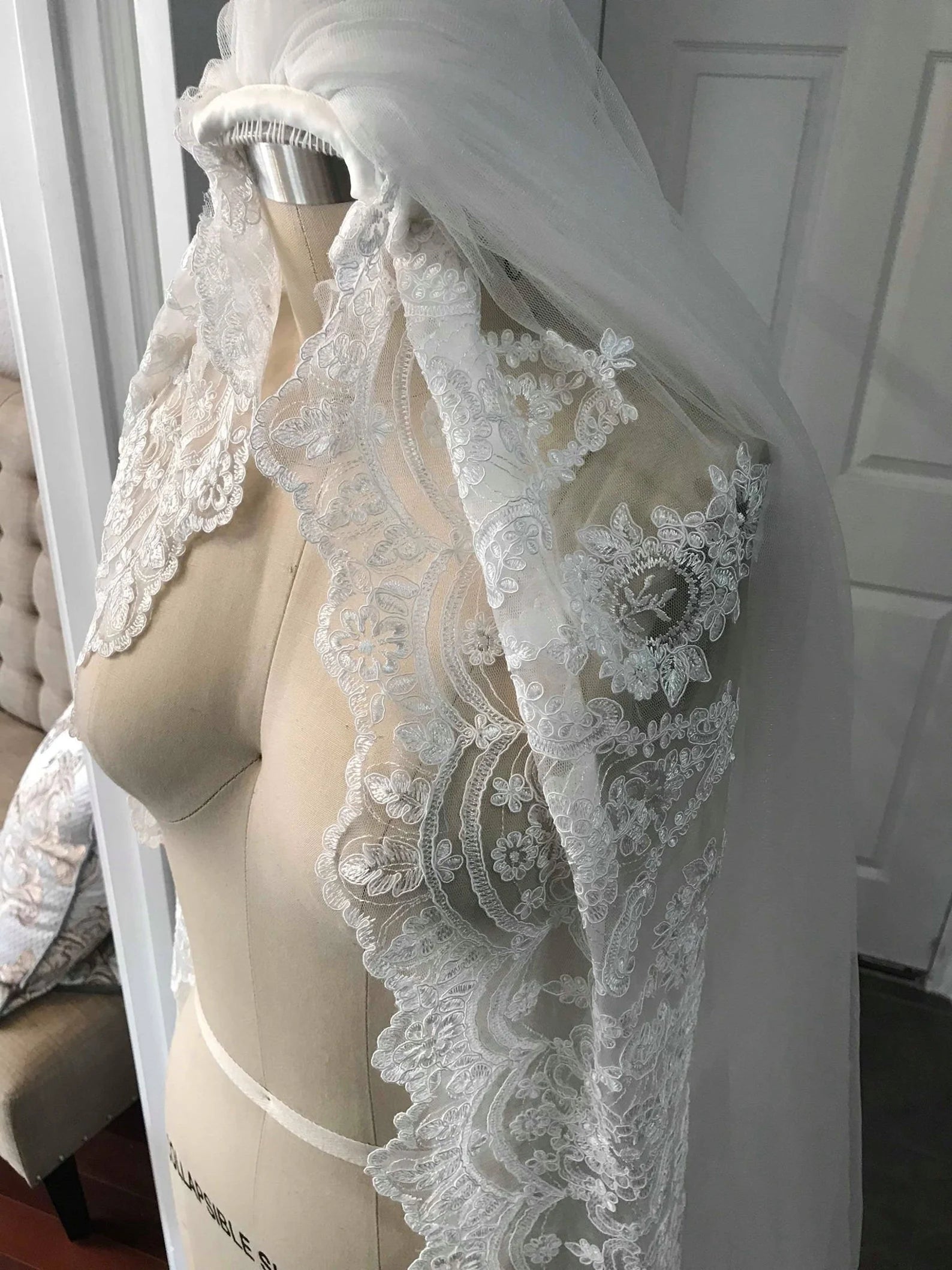 Wide Floral Lace Cathedral Veil - A.Cherie Couture Shop