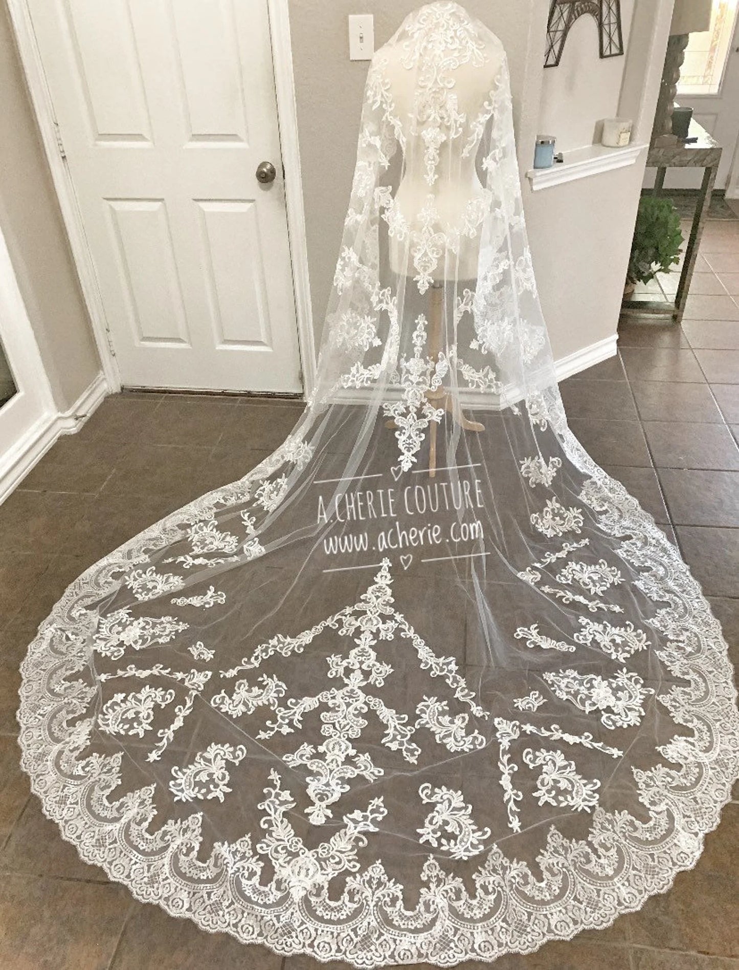 Scalloped Scroll Lace Cathedral Veil - A.Cherie Couture Shop