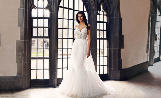 73 EXPERT TIPS TO FINDING YOUR PERFECT WEDDING DRESS