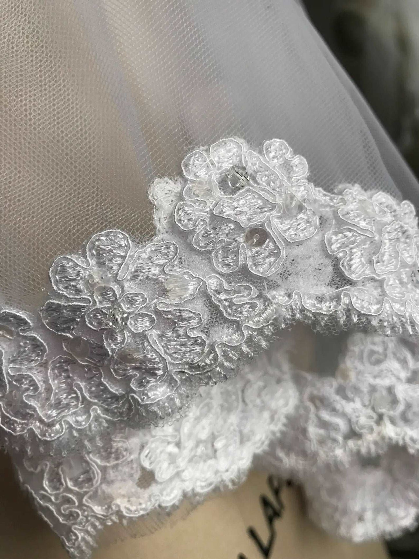 Lightly Beaded Floral Wide Lace Trim Short Veil