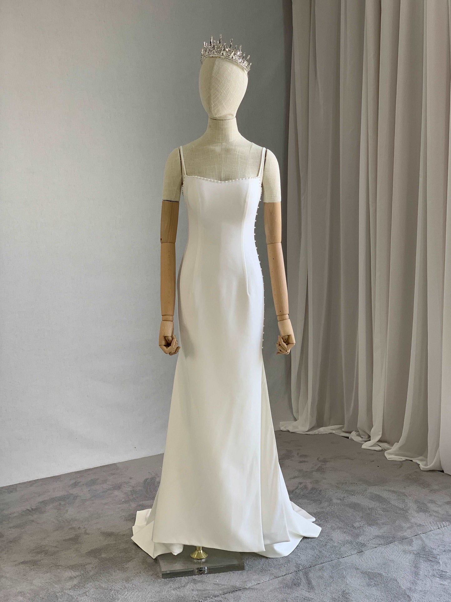 Pearl Detailing Crepe Sheath Wedding Dress Perla with Slit