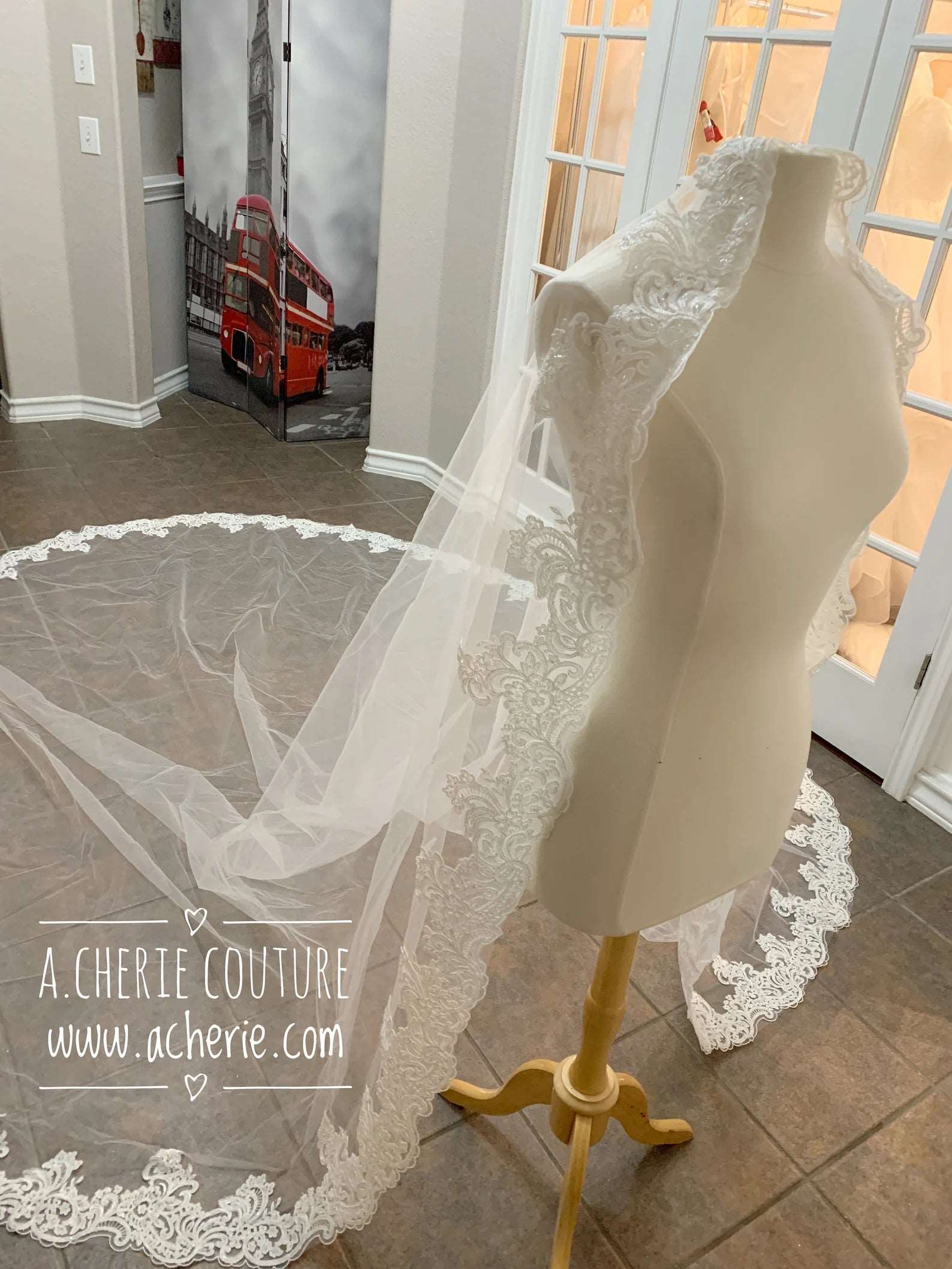 SALE- Scallop Beaded Scroll Lace Royal Veil