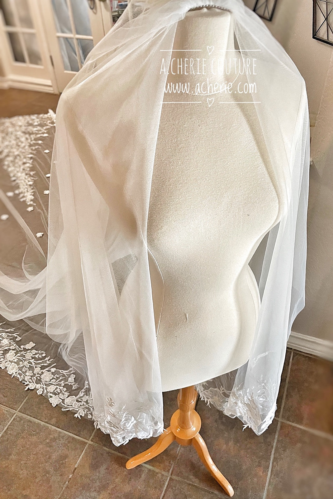 Style RV31 3D Floral Embroidered Lace Royal Veil - A.Cherie Couture Shop