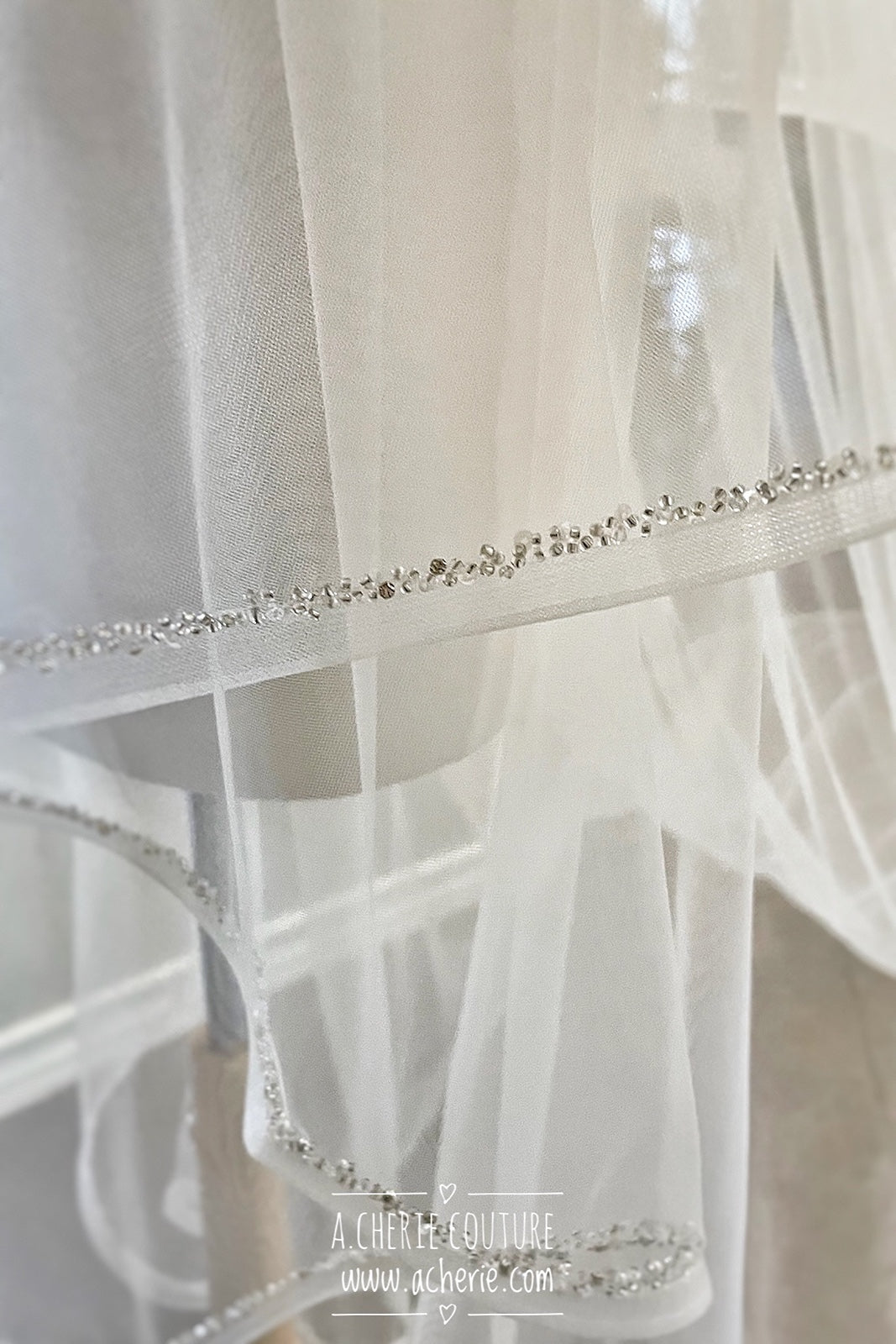 Mix Beaded Edge Royal Veil