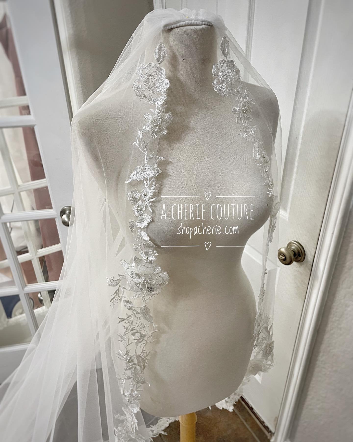 3d floral lace veil