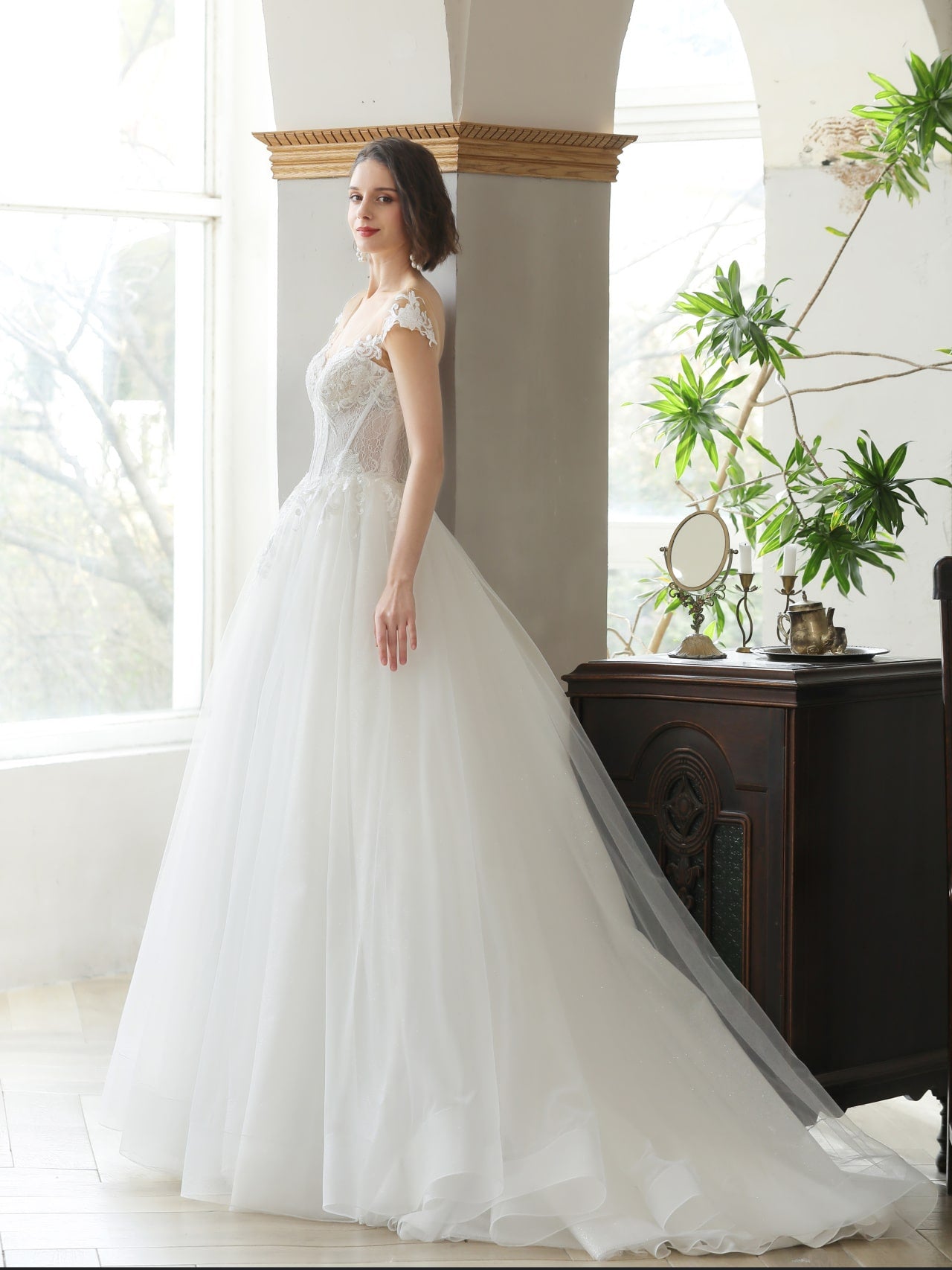 Basque Waist Ball Gown Wedding Dress