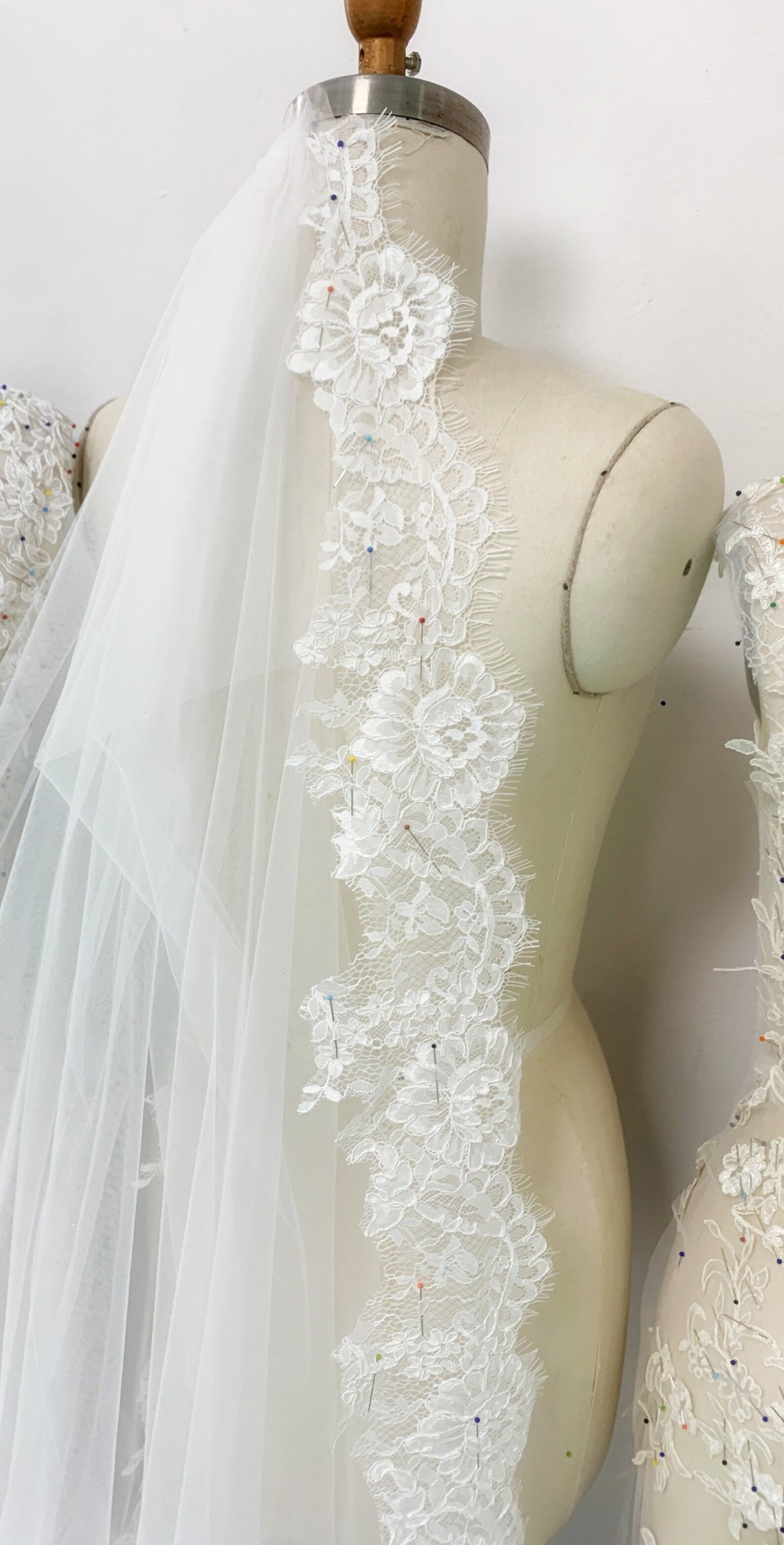 Eyelash French Alencon Lace Cathedral Wedding Veil or Chapel Veil – One  Blushing Bride Custom Wedding Veils